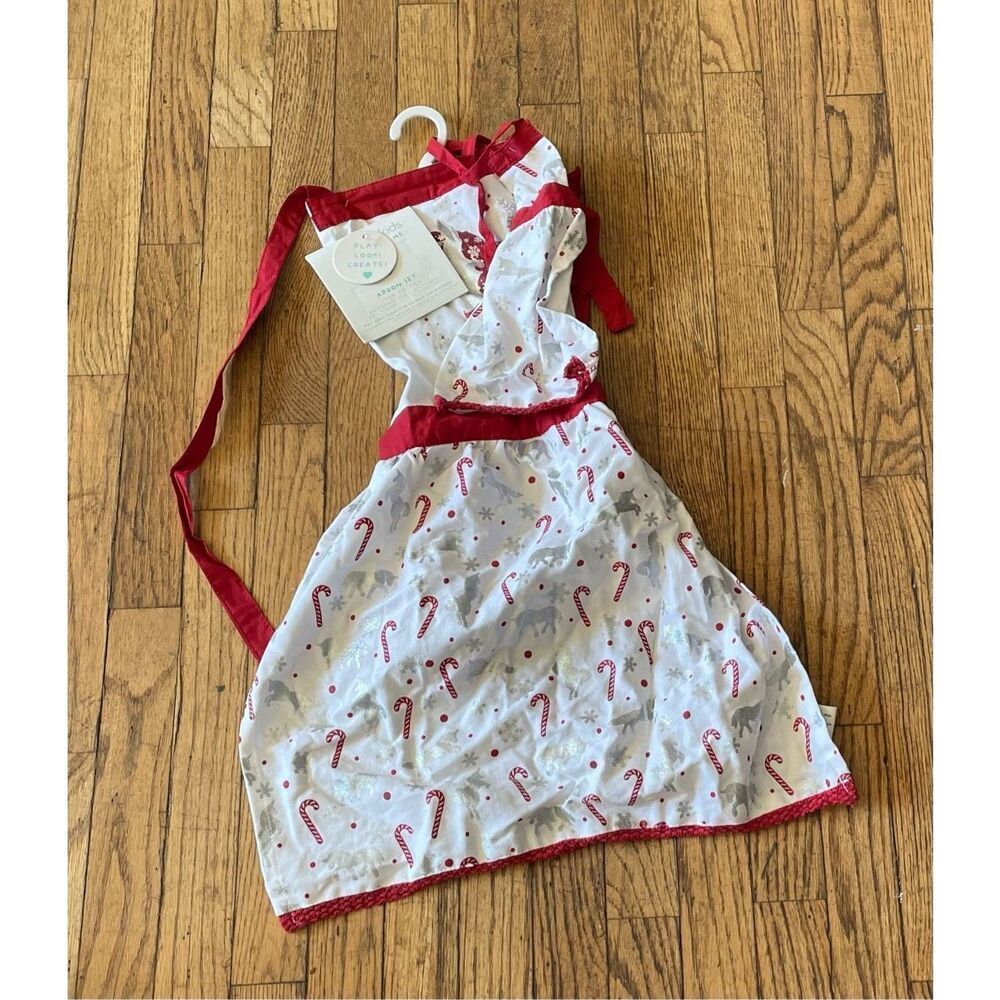 Envogue Kids My Doll and Me Matching Christmas Holiday Apron Set New